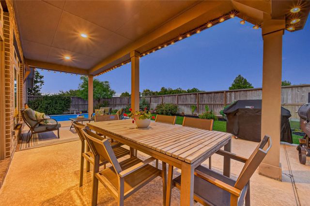 27507 Kingsland Place Lane, Fulshear, TX 77441