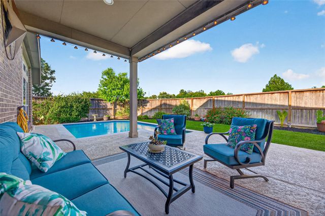 27507 Kingsland Place Lane, Fulshear, TX 77441