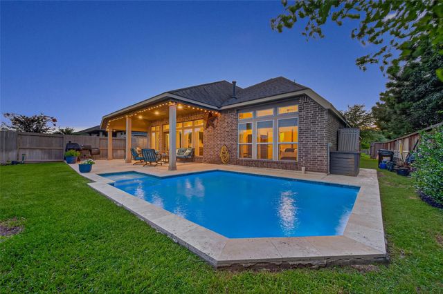 27507 Kingsland Place Lane, Fulshear, TX 77441