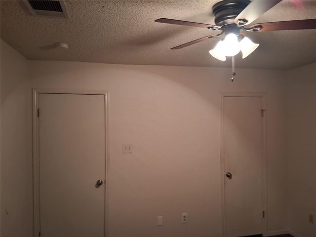 703 Rollingway DR B, Round Rock, TX 78681