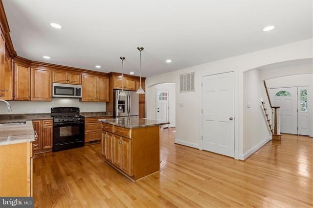 6268 WILLS ST, Alexandria, VA 22310