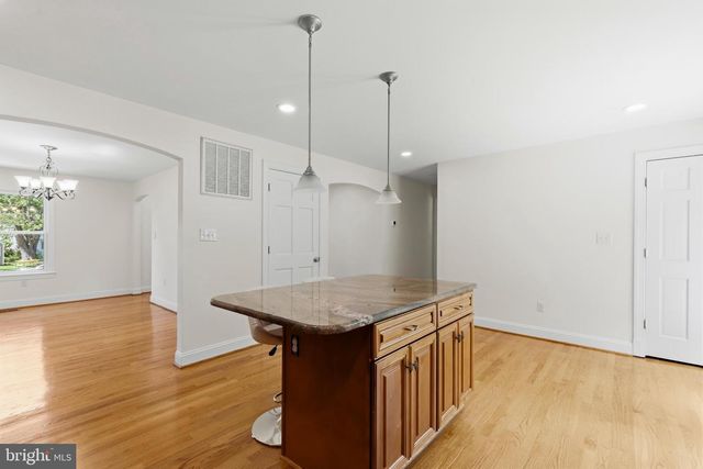 6268 WILLS ST, Alexandria, VA 22310