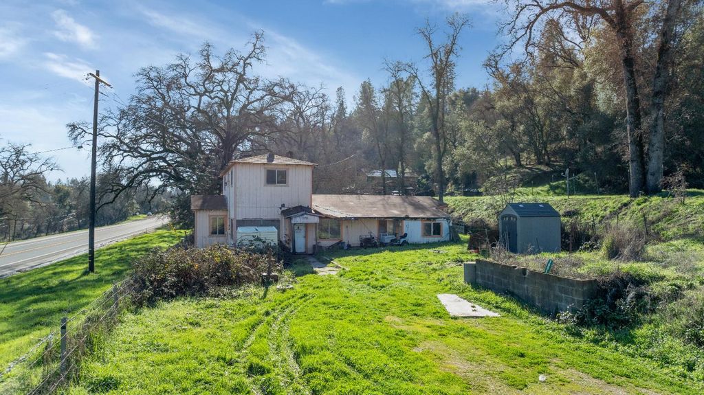 10019 Ladybird Dr, Grass Valley, CA 95949