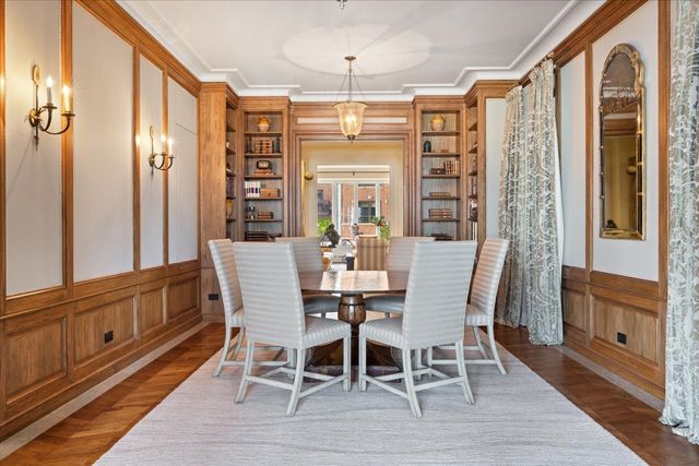 199 E Lake Shore Drive 4W, Chicago, IL 60611