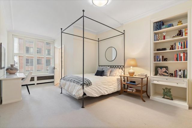 199 E Lake Shore Drive 4W, Chicago, IL 60611