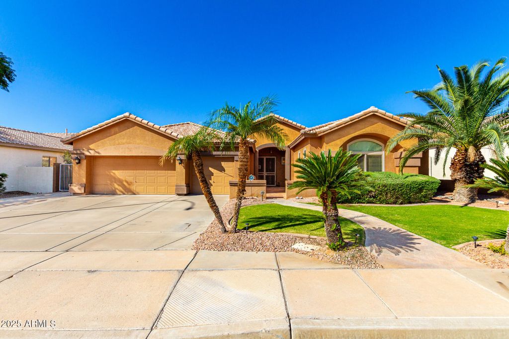 1356 N BERNARD --, Mesa, AZ 85207