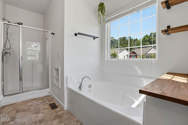 921 Saratoga Drive, Durham, NC 27704