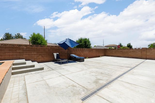 699 S 160 E, Ivins, UT 84738