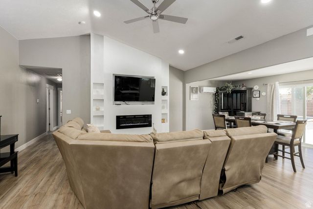 699 S 160 E, Ivins, UT 84738