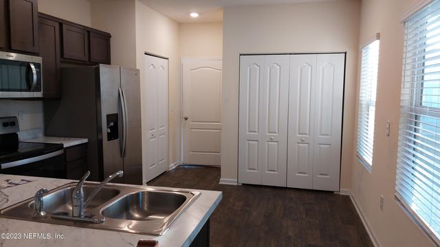 7853 ECHO SPRINGS Road, Jacksonville, FL 32256