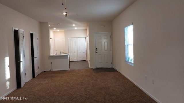 7853 ECHO SPRINGS Road, Jacksonville, FL 32256