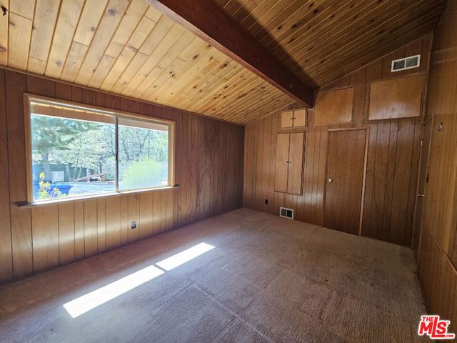 845 Moreno Lane, Sugarloaf, CA 92386
