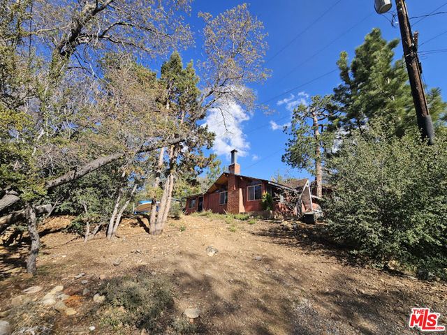 845 Moreno Lane, Sugarloaf, CA 92386