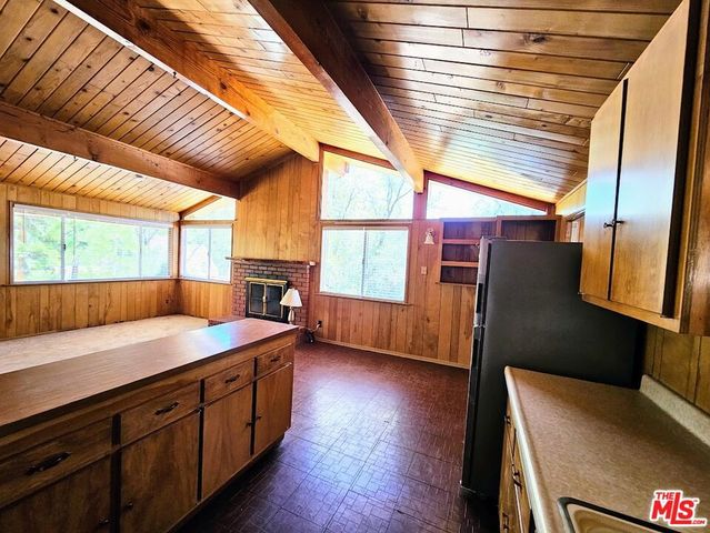 845 Moreno Lane, Sugarloaf, CA 92386