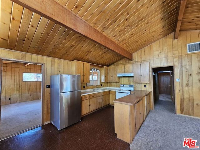 845 Moreno Lane, Sugarloaf, CA 92386