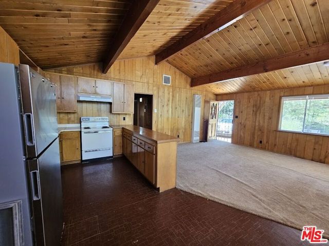 845 Moreno Lane, Sugarloaf, CA 92386