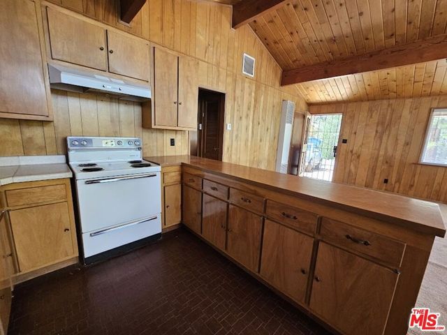 845 Moreno Lane, Sugarloaf, CA 92386