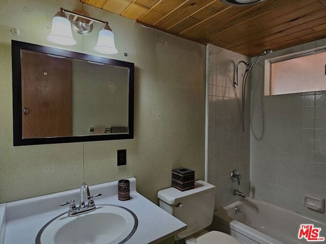 845 Moreno Lane, Sugarloaf, CA 92386