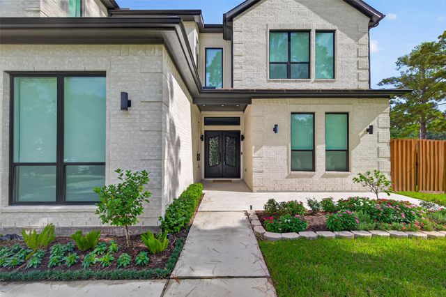 14002 Woodthorpe Lane, Houston, TX 77079