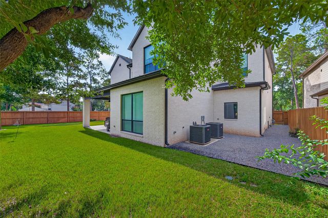 14002 Woodthorpe Lane, Houston, TX 77079