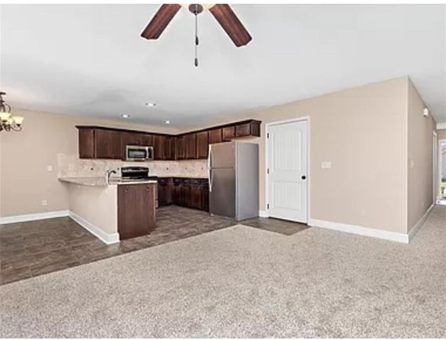 9411-9417 N Adrian Avenue, Kansas City, MO 64154