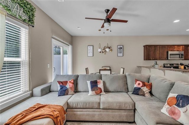 9411-9417 N Adrian Avenue, Kansas City, MO 64154