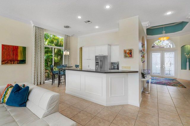 233 Porto Vecchio Way, Palm Beach Gardens, FL 33418