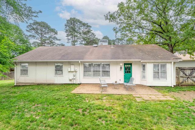 12 Wild Berry Place, Little Rock, AR 72210