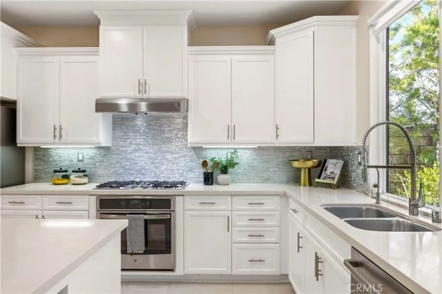 28613 Stonegate Court, Valencia, CA 91354