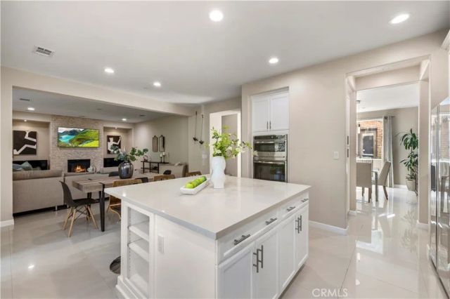 28613 Stonegate Court, Valencia, CA 91354