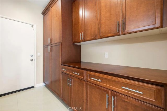 28613 Stonegate Court, Valencia, CA 91354