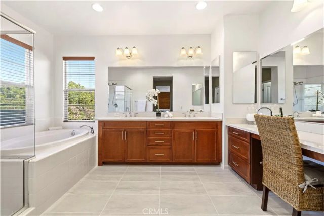 28613 Stonegate Court, Valencia, CA 91354