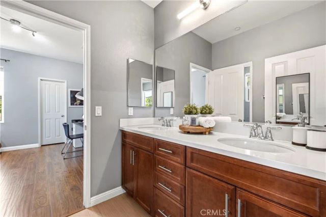 28613 Stonegate Court, Valencia, CA 91354