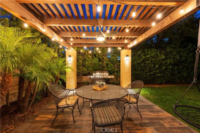 28613 Stonegate Court, Valencia, CA 91354