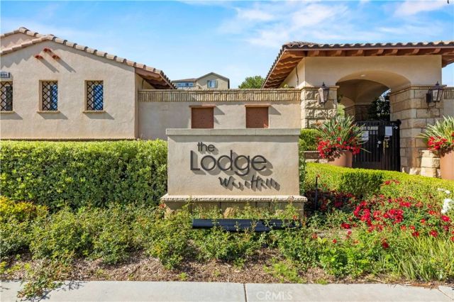 28613 Stonegate Court, Valencia, CA 91354