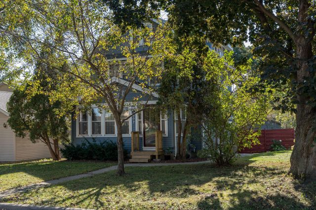 607 Blue Earth Street, Mankato, MN 56001