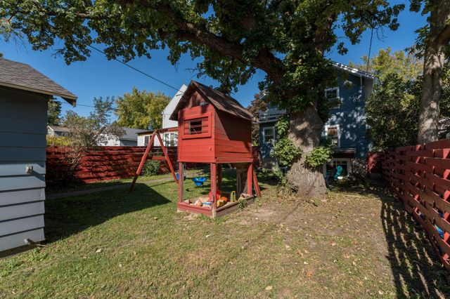 607 Blue Earth Street, Mankato, MN 56001