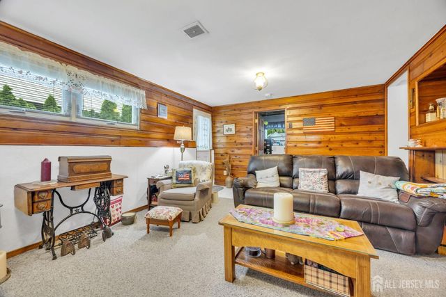 19 Shetland Road, East Brunswick, NJ 08816