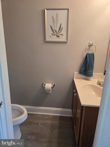7441 COURTLAND CIR, Manassas, VA 20111
