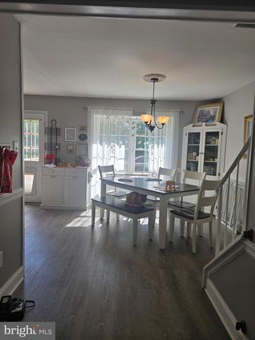 7441 COURTLAND CIR, Manassas, VA 20111