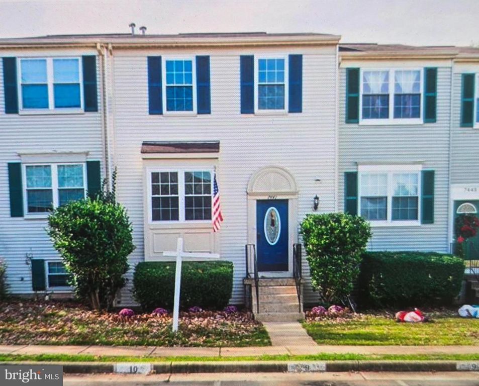 7441 COURTLAND CIR, Manassas, VA 20111