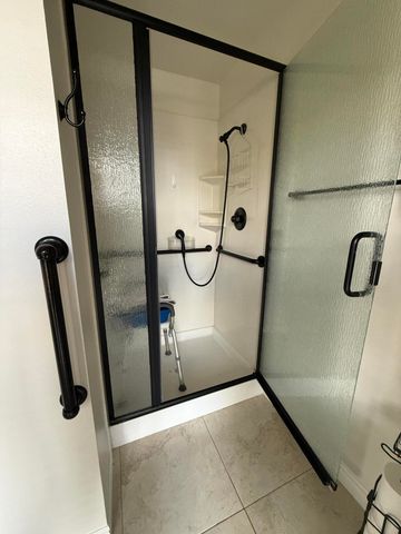 1990 Lawnridge Street, Medford, OR 97504