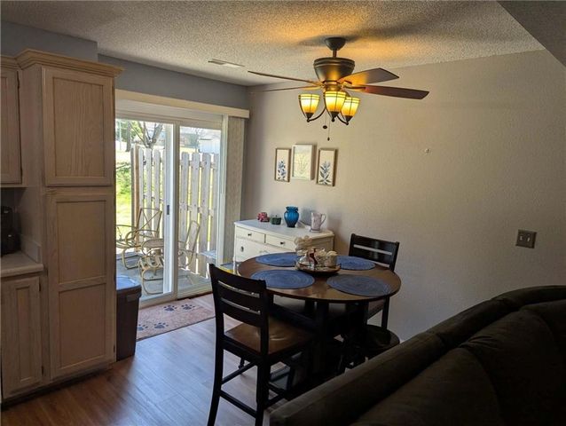 1415 SE Norwood Drive, Lee's Summit, MO 64086