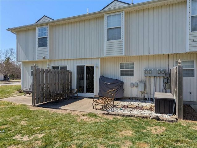 1415 SE Norwood Drive, Lee's Summit, MO 64086