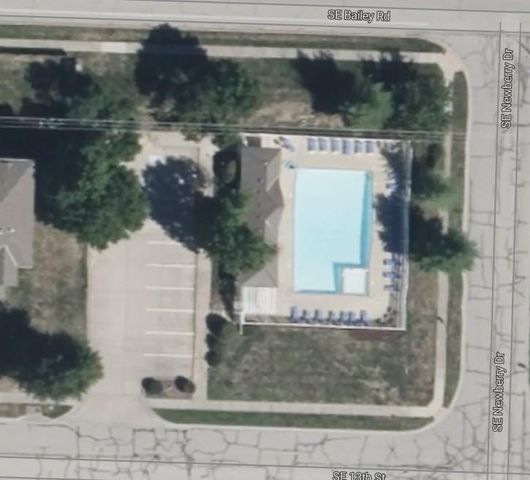 1415 SE Norwood Drive, Lee's Summit, MO 64086