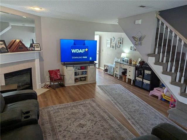 1415 SE Norwood Drive, Lee's Summit, MO 64086