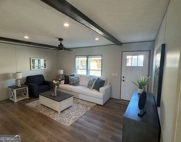 1331 Fairview Farms Circle, Lavonia, GA 30553