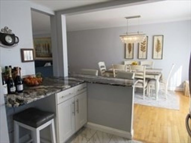 6 Loring Hills Ave. 1B, Salem, MA 01970