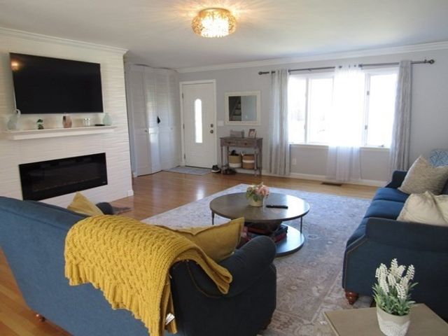 6 Loring Hills Ave. 1B, Salem, MA 01970