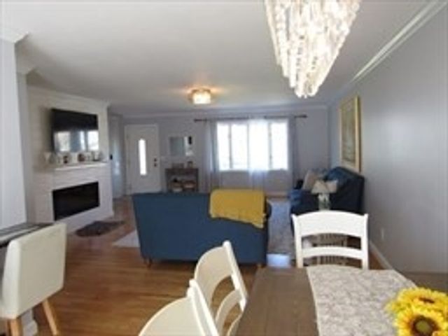 6 Loring Hills Ave. 1B, Salem, MA 01970